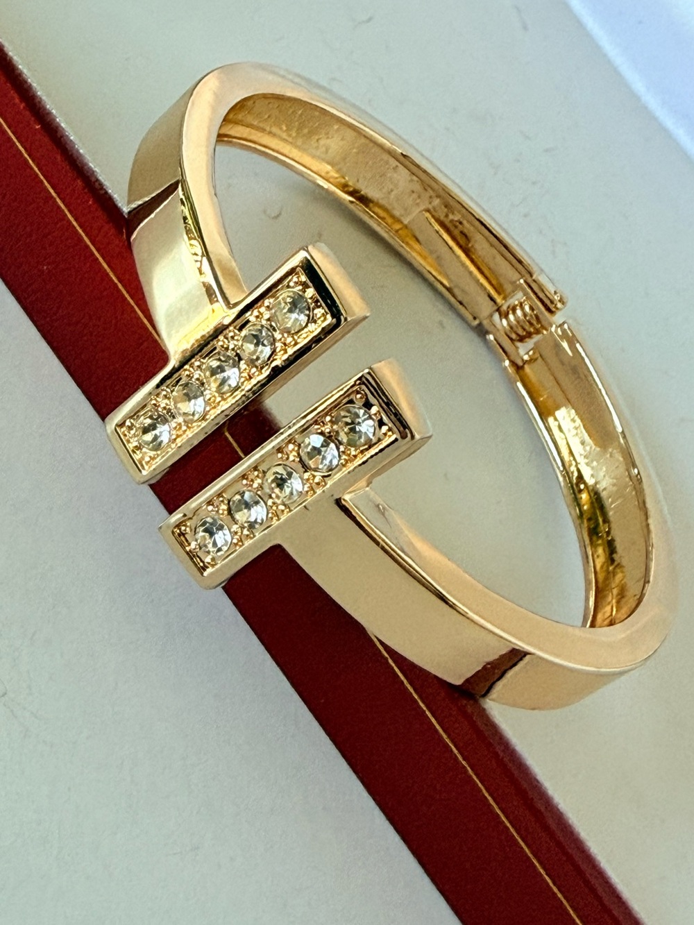 Fashion Jewelry Gold Crystal Accent Hinged Bangle Bracelet